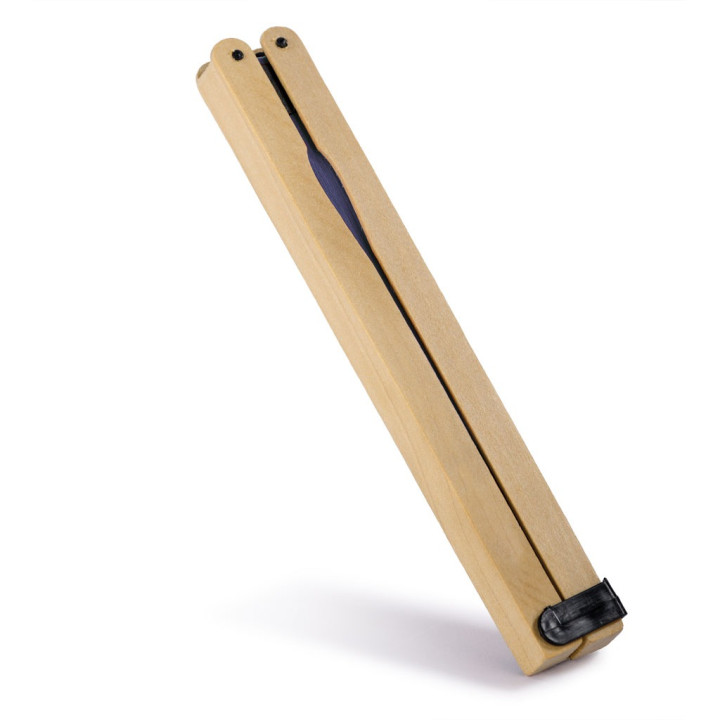 Pai pai de madera y papel
