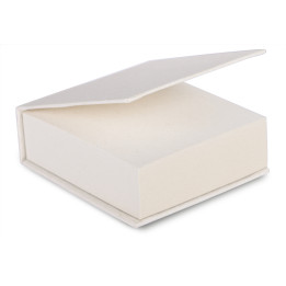 Cuaderno fabricado con cartones de leche