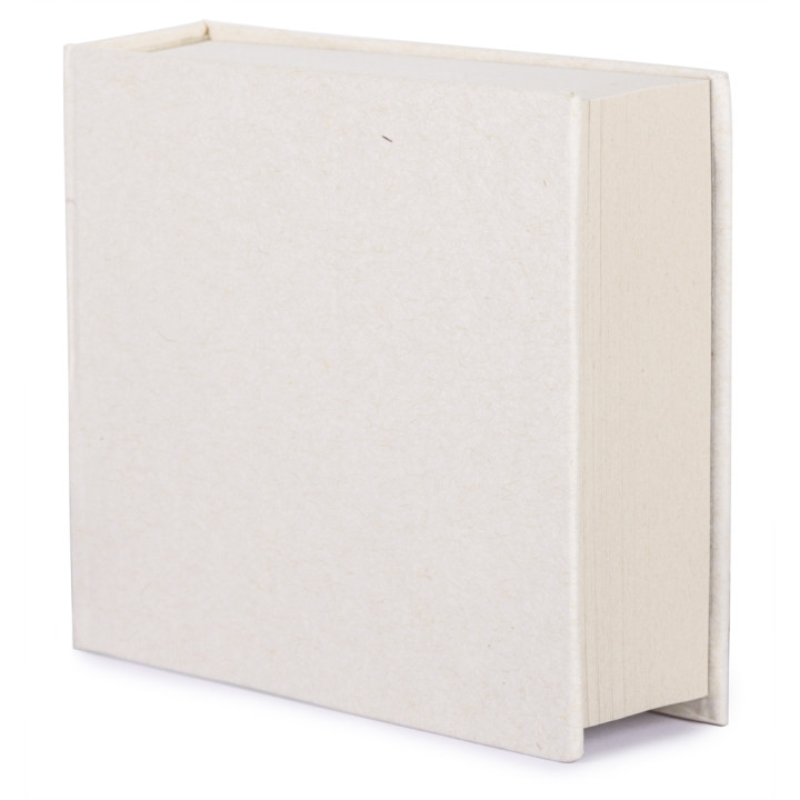 Cuaderno fabricado con cartones de leche