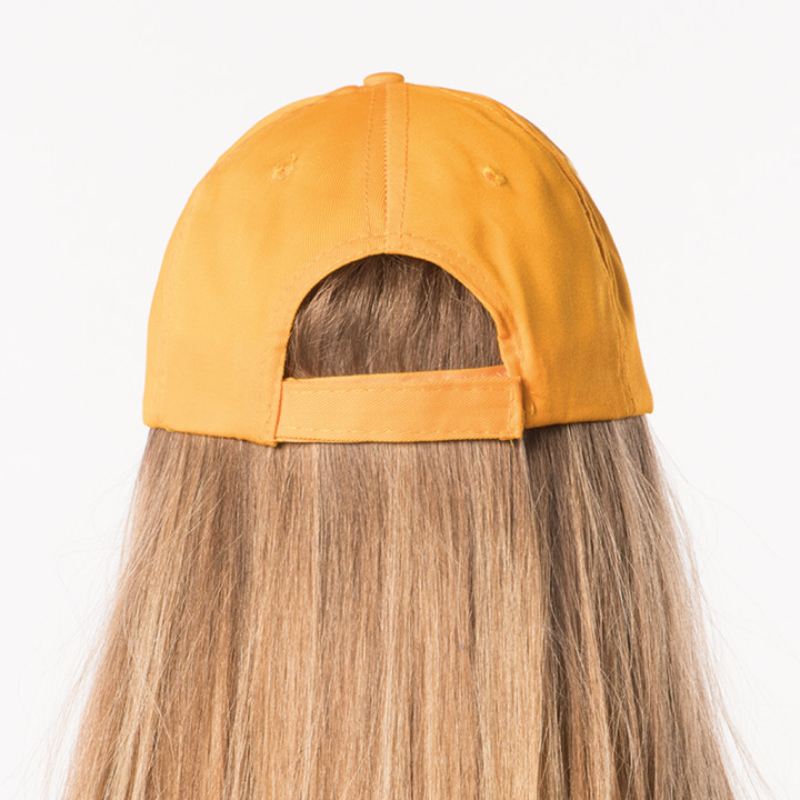 Gorra 6 paneles sandwich 80% poliéster/20% algodón