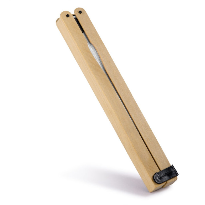 Pai pai de madera y papel