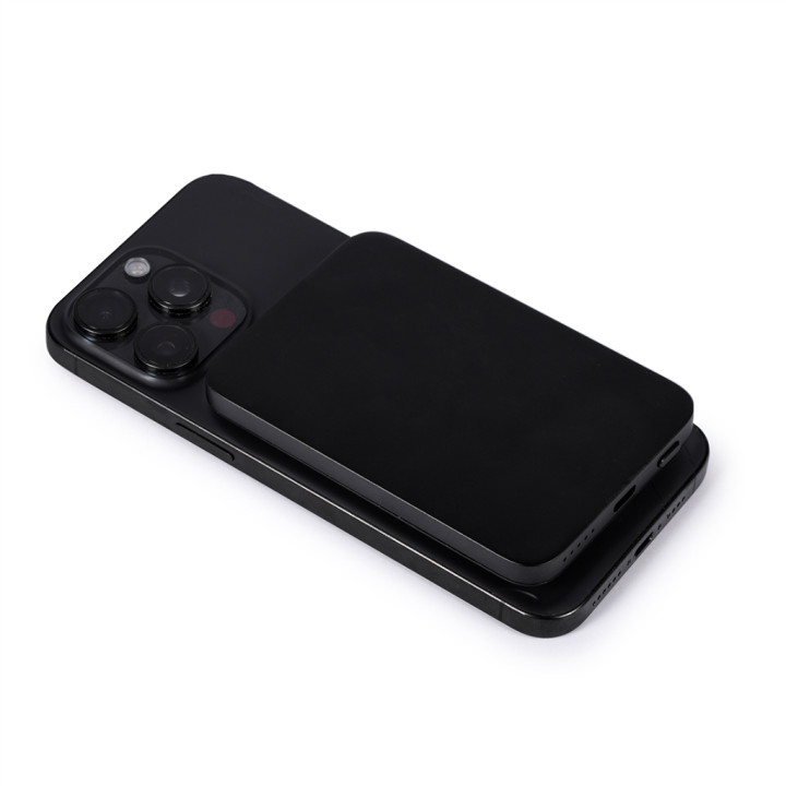 Cargador inalámbrico y usb de 5000 mah